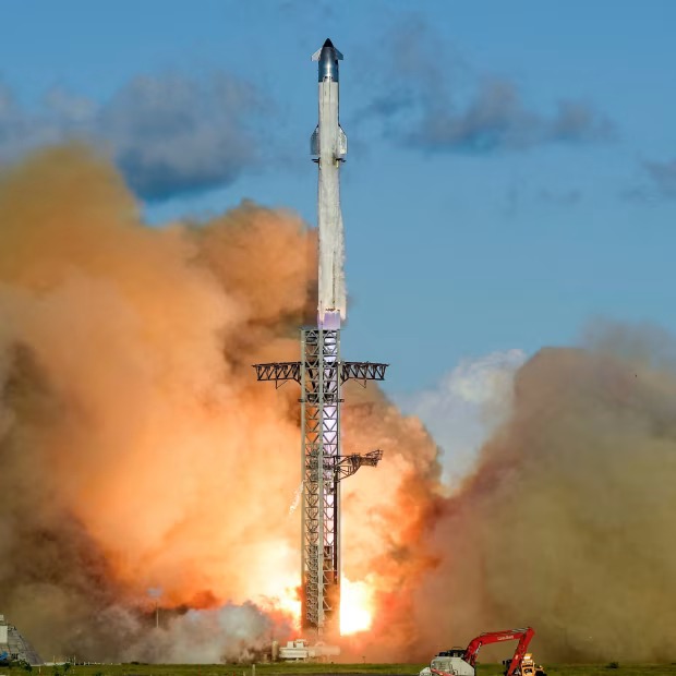 SpaceX – công ty tên lửa tư nhân lớn nhất thế giới
