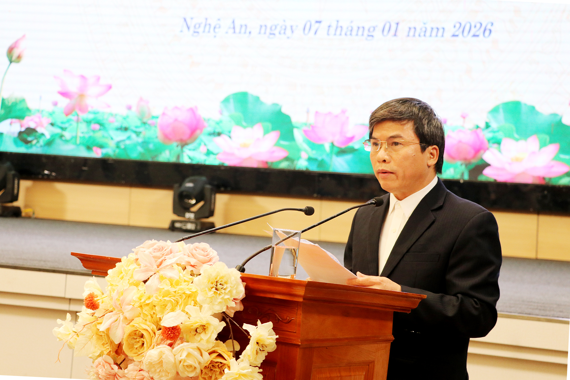 Phó Giám đốc Sở Pg88hi tỷ lệ thưởng hấp dẫn Nghệ An Phan Văn Hoan báo cáo tình hình Link Trang Chủ PG88.Com Mới #2026 - PG88 nổ hũ của tỉnh năm 2025