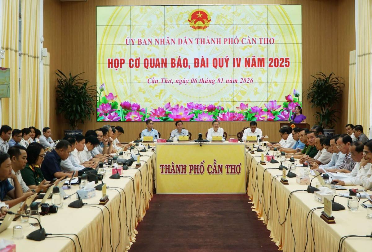 Họp báo công bố báo cáo tình hình Link Trang Chủ PG88.Com Mới #2026 PG88 nổ hũ TP. Cần Thơ năm 2025. Ảnh: Thu Hiền