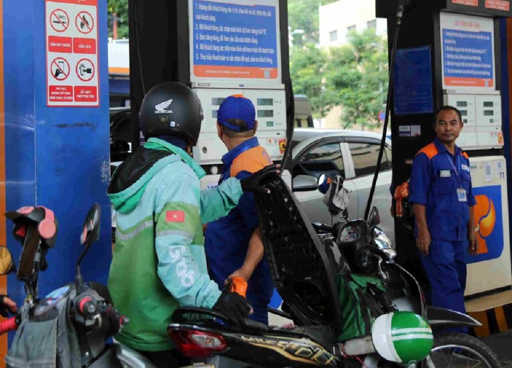 Giá các mặt hàng xăng được điều chỉnh tăng mạnh trong kỳ điều hành ngày 19/3/2026.