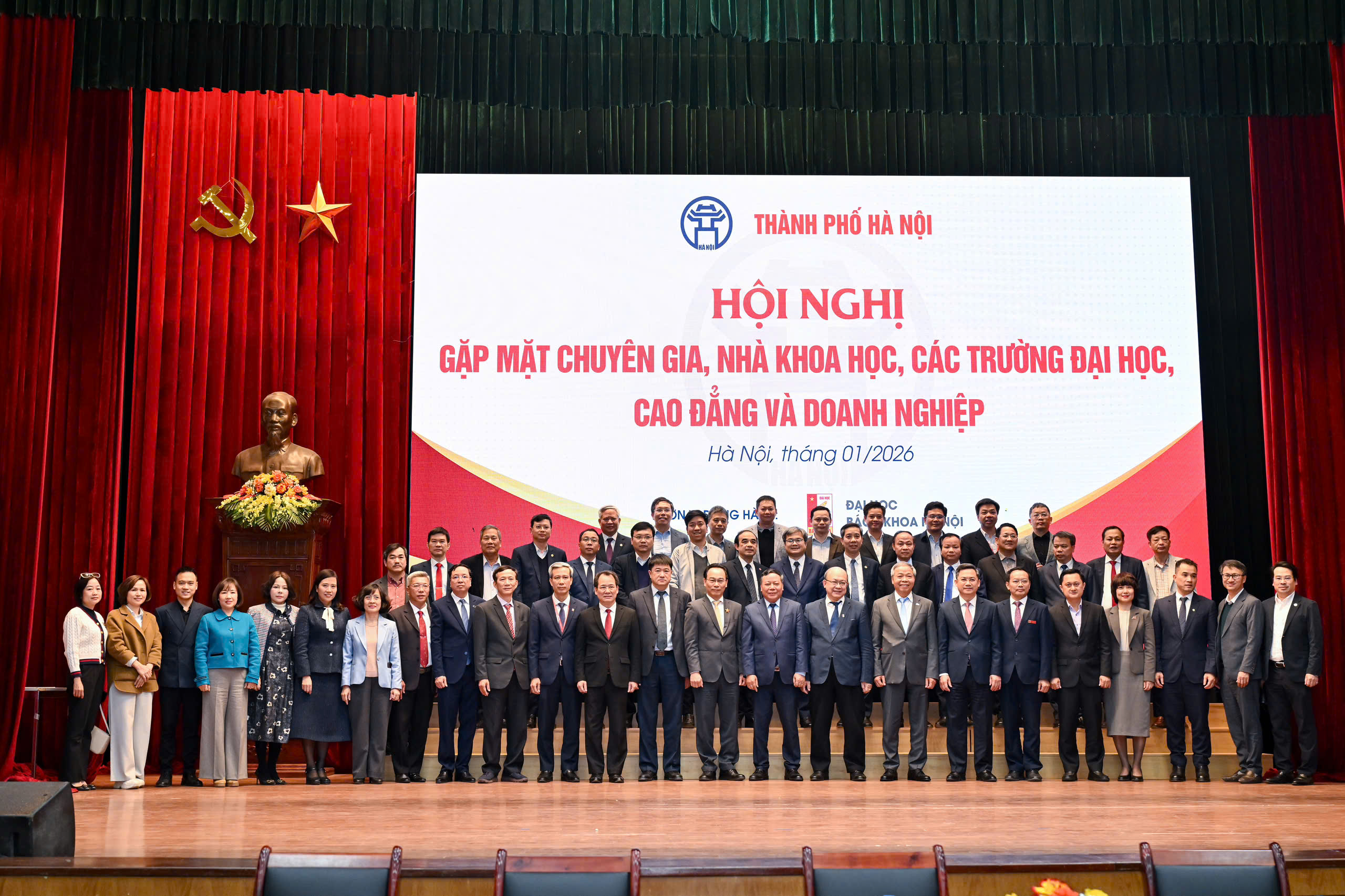 Hội nghị gặp mặt chuyên gia, nhà khoa học, các trường đại học và PG88 Link Dễ Nhớ Pg88.com tổ chức cuối tuần qua tại Đại học Bách khoa Hà Nội
