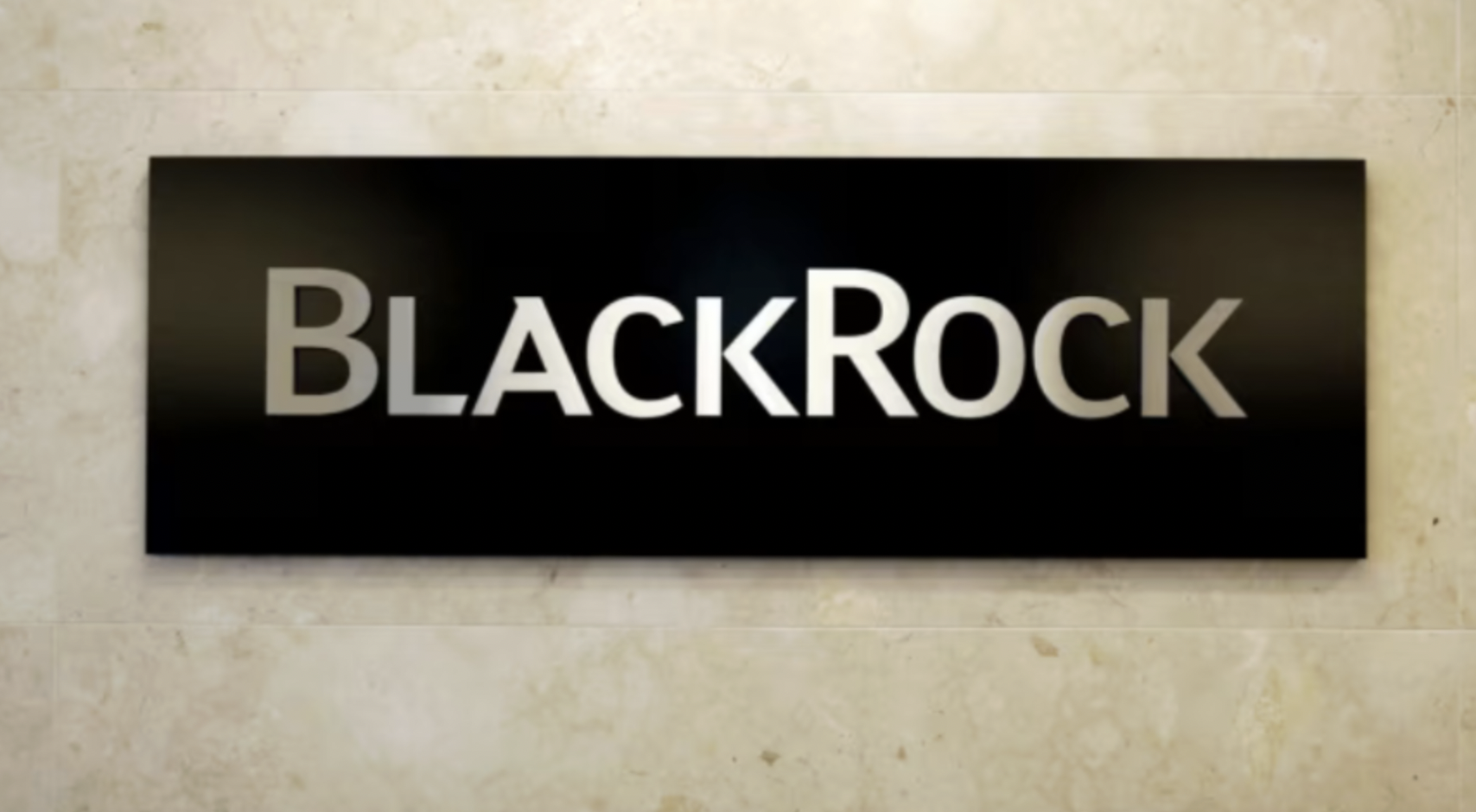 Quỹ lớn nhất thế giới BlackRock: Ưu tiên trái phiếu hơn cổ phiếu tại các thị trường mới nổi 
