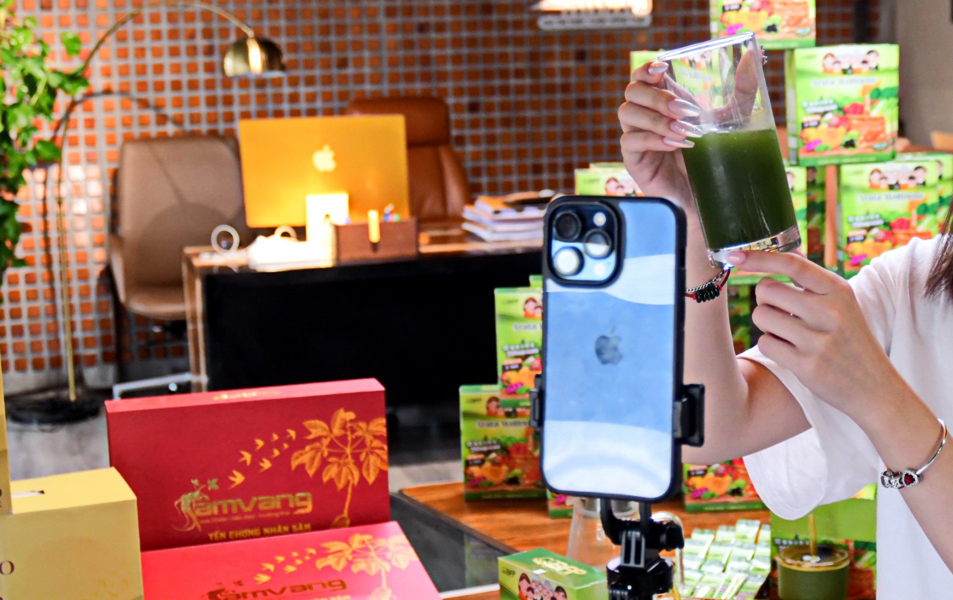 Sự xuất hiện và tăng trưởng nhanh chóng của Social Commerce đang cho thấy PG88 Sòng bạc trực tuyến TOP 1 Việt Nam | Casino, Nổ Hũ điện tử Việt Nam đã bước sang một giai đoạn mới. Ảnh minh họa