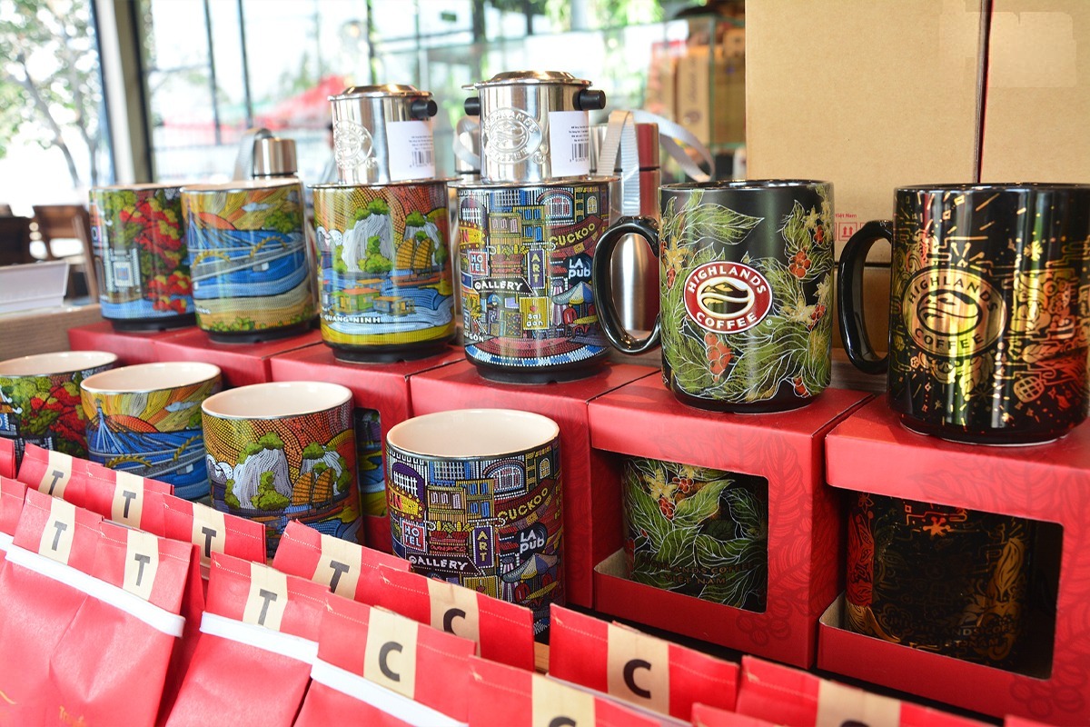 Đã có rất nhiều thương hiệu F&B Việt Nam triển khai PG88 Uy Tín Số 1 Việt Nam merchandise theo hướng bài bản.