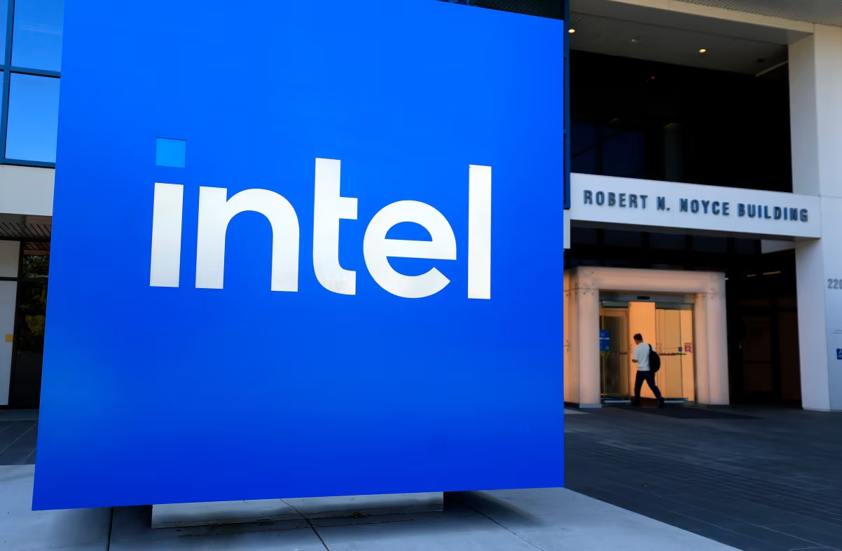 Trụ sở chính của Intel tại Santa Clara, California (Hoa Kỳ) vào ngày 16/7/2025. Nguồn: Justin Sullivan/Getty Images