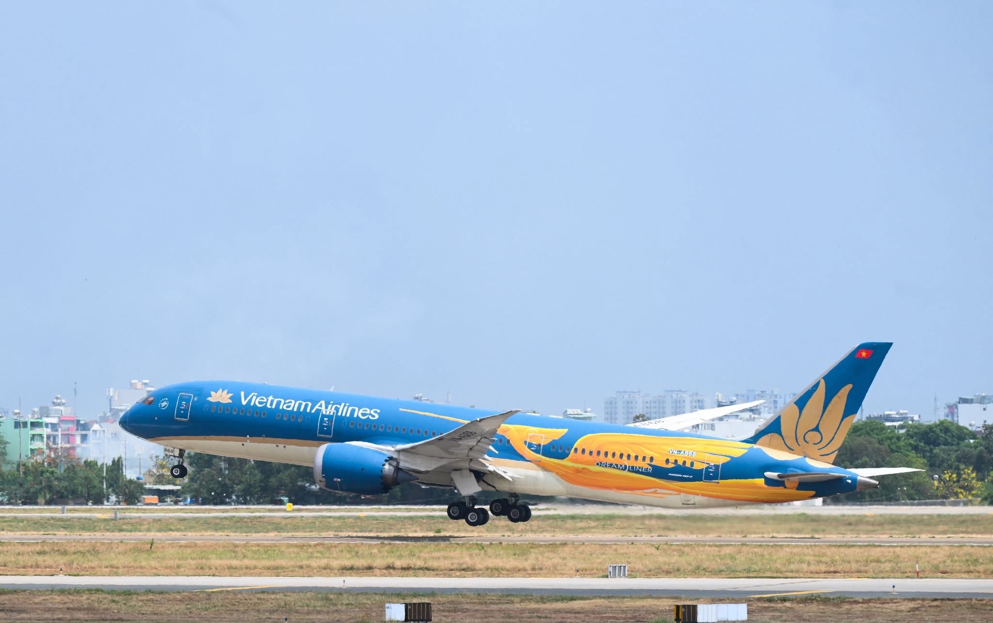 Vietnam Airlines xác lập nhiều kỷ lục mới về quy mô khai thác, hiệu quả Pg88ok giải trí thể thao, casino, bắn cá và slot và chất lượng dịch vụ trong năm 2025.