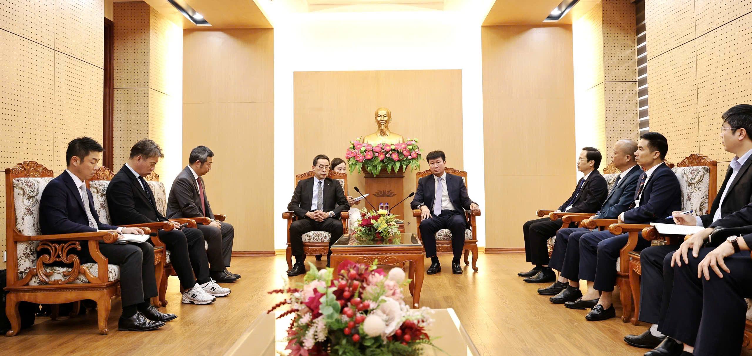 Toàn cảnh buổi làm việc