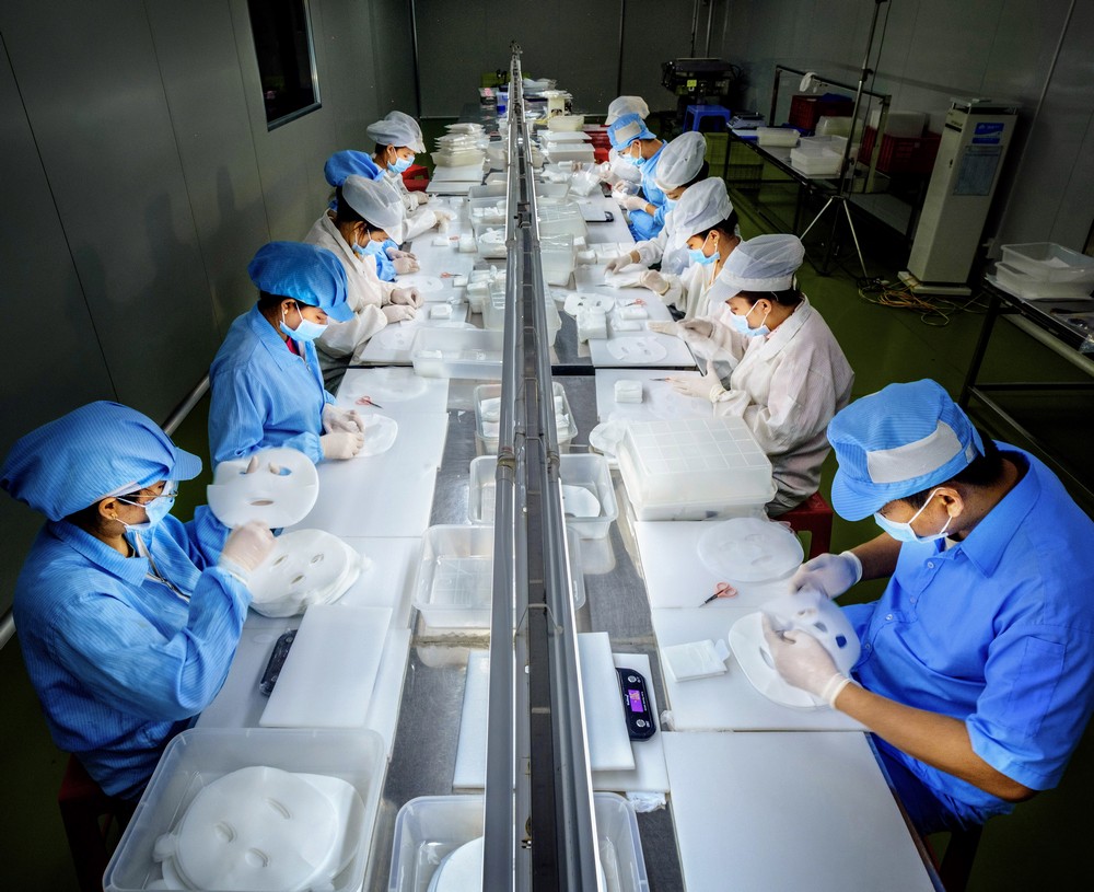 Ứng dụng khoa học công nghệ vào sản xuất góp phần nâng cao năng suất, giá trị sản phẩm. Ảnh: Trung Hiếu
