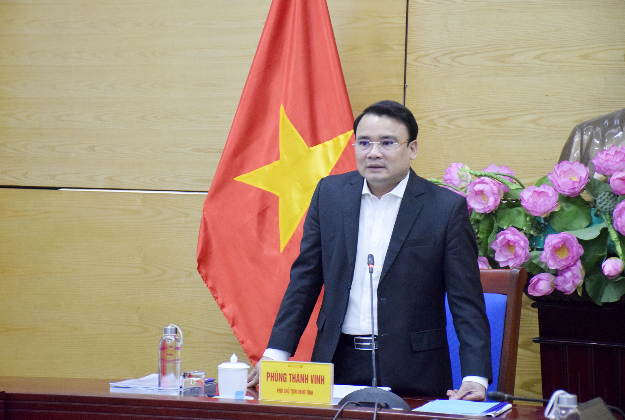 Phó Chủ tịch UBND tỉnh Nghệ An Phùng Thành Vinh phát biểu&nbsp;