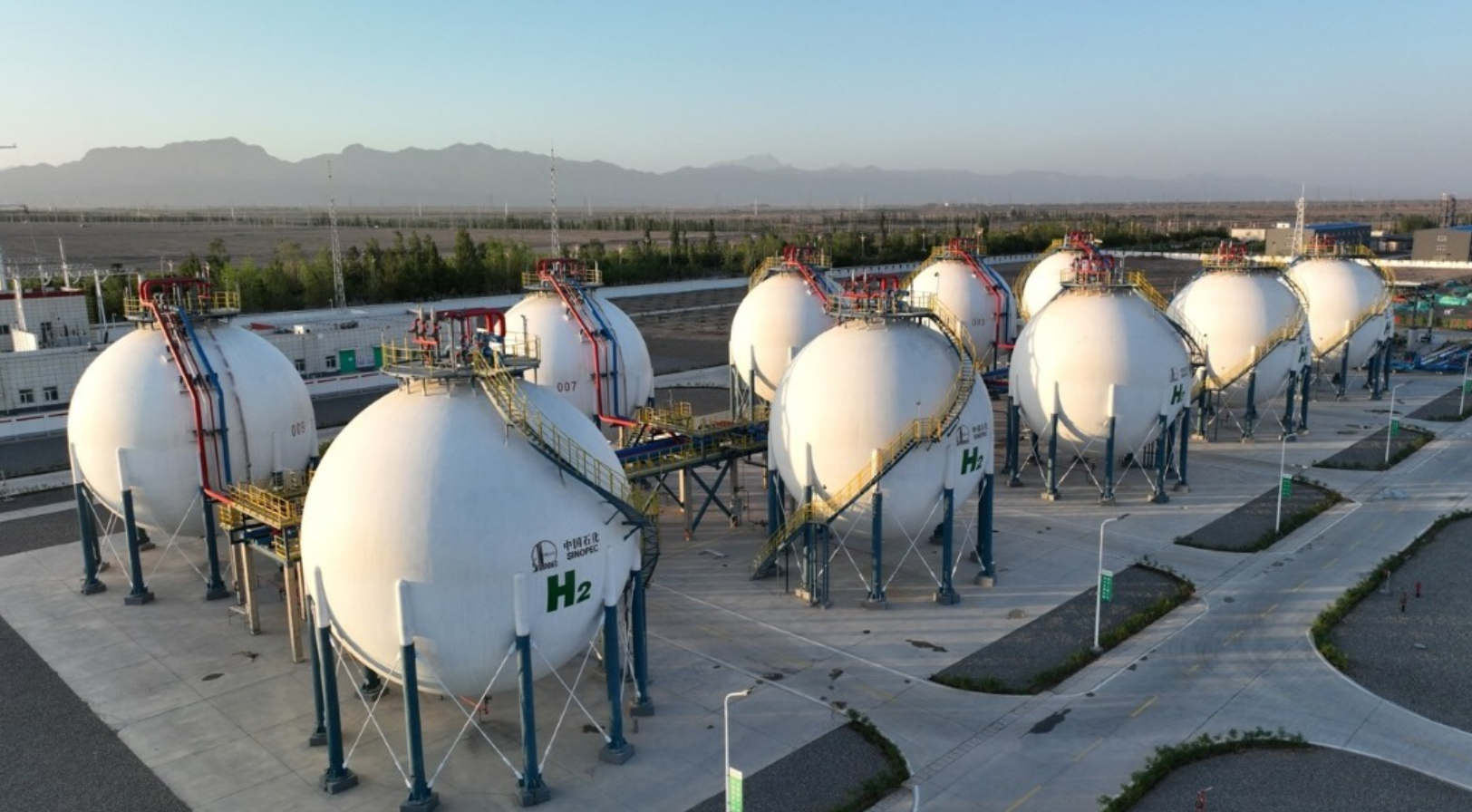 Năm 2023, Tập đoàn Dầu khí và Hóa chất Trung Quốc (Sinopec) thông báo Pg88vn.top độc quyền mỗi ngày thí điểm Hydro xanh tại thành phố Kuqa, Khu tự trị Duy Ngô Nhĩ Tân Cương là Pg88vn.top độc quyền mỗi ngày điện mặt trời chuyển hóa thành hydro lớn nhất thế giới đã chính thức đi vào vận hành. Nguồn: Hydrogen Tech World