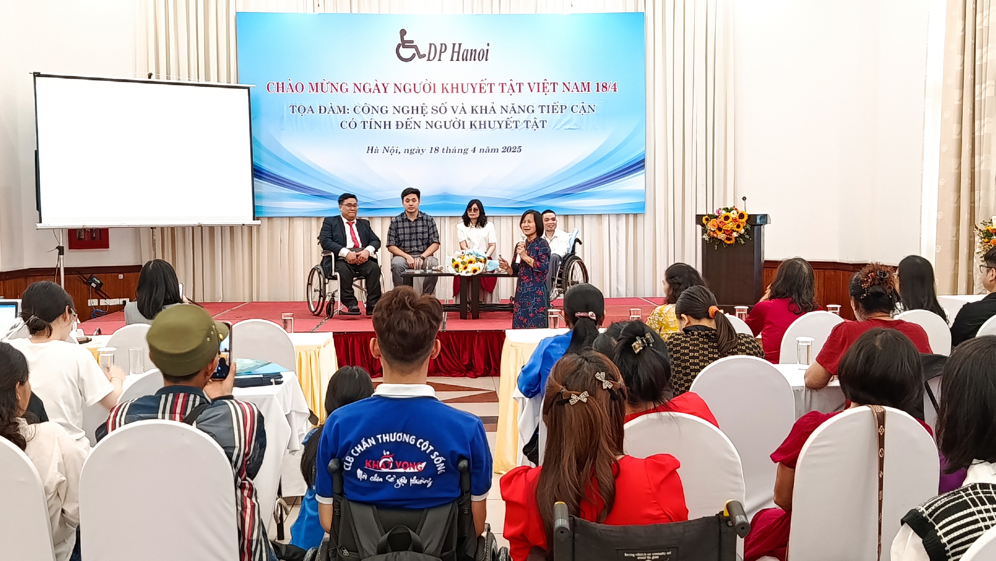 Bà Trịnh Thị Thu Thủy, Trưởng Ban Giáo dục, Đào tạo và Chính sách Pháp luật của Hội Người khuyết tật TP. Hà Nội (DP Hanoi), phát biểu tại Ngày Người khuyết tật Việt Nam 2025