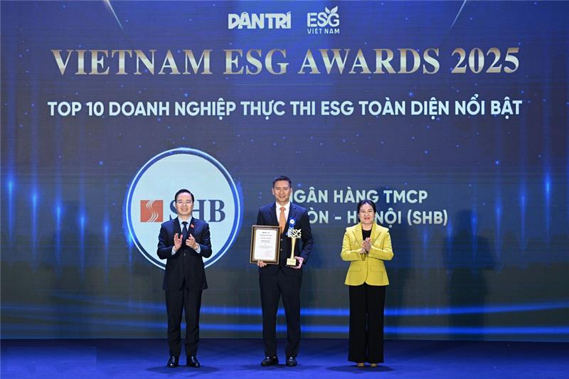 SHB được vinh danh trong TOP 10 PG88 Link Dễ Nhớ Pg88.com thực thi ESG toàn diện nổi bật. Nguồn ảnh: SHB.