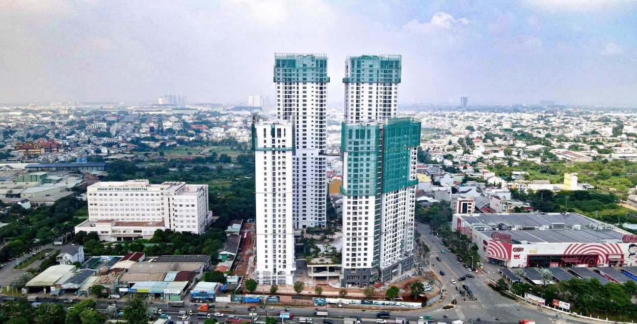 Hình ảnh đang hoàn thiện thực tế của Green Skyline: 3 mặt tiền Pg88ok ưu đãi hấp dẫn, đối diện GO! Dĩ An, liền kề Bệnh viện Hoàn Mỹ Thủ Đức. Ảnh:&nbsp;TBS Land.