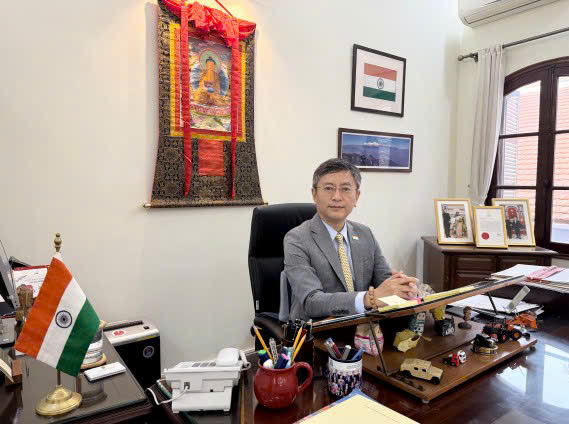Ngài Tshering Wangchuk Sherpa, Đại sứ đặc mệnh toàn quyền Ấn Độ tại Việt Nam.