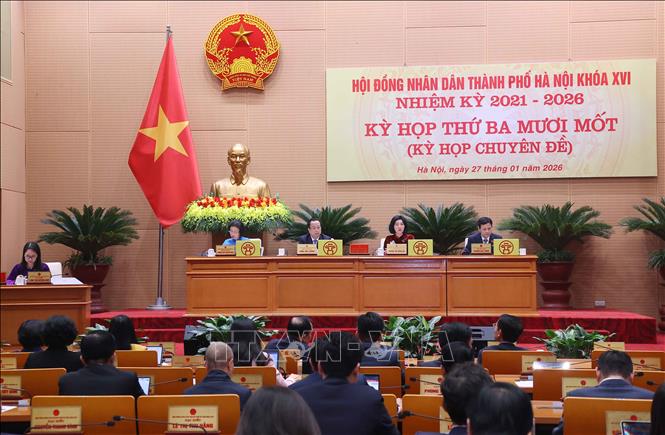 HĐND thành phố Hà Nội đã thông qua Nghị quyết về các nội dung chính của Quy hoạch tổng thể Thủ đô với tầm nhìn 100 năm. Ảnh: TTXVN