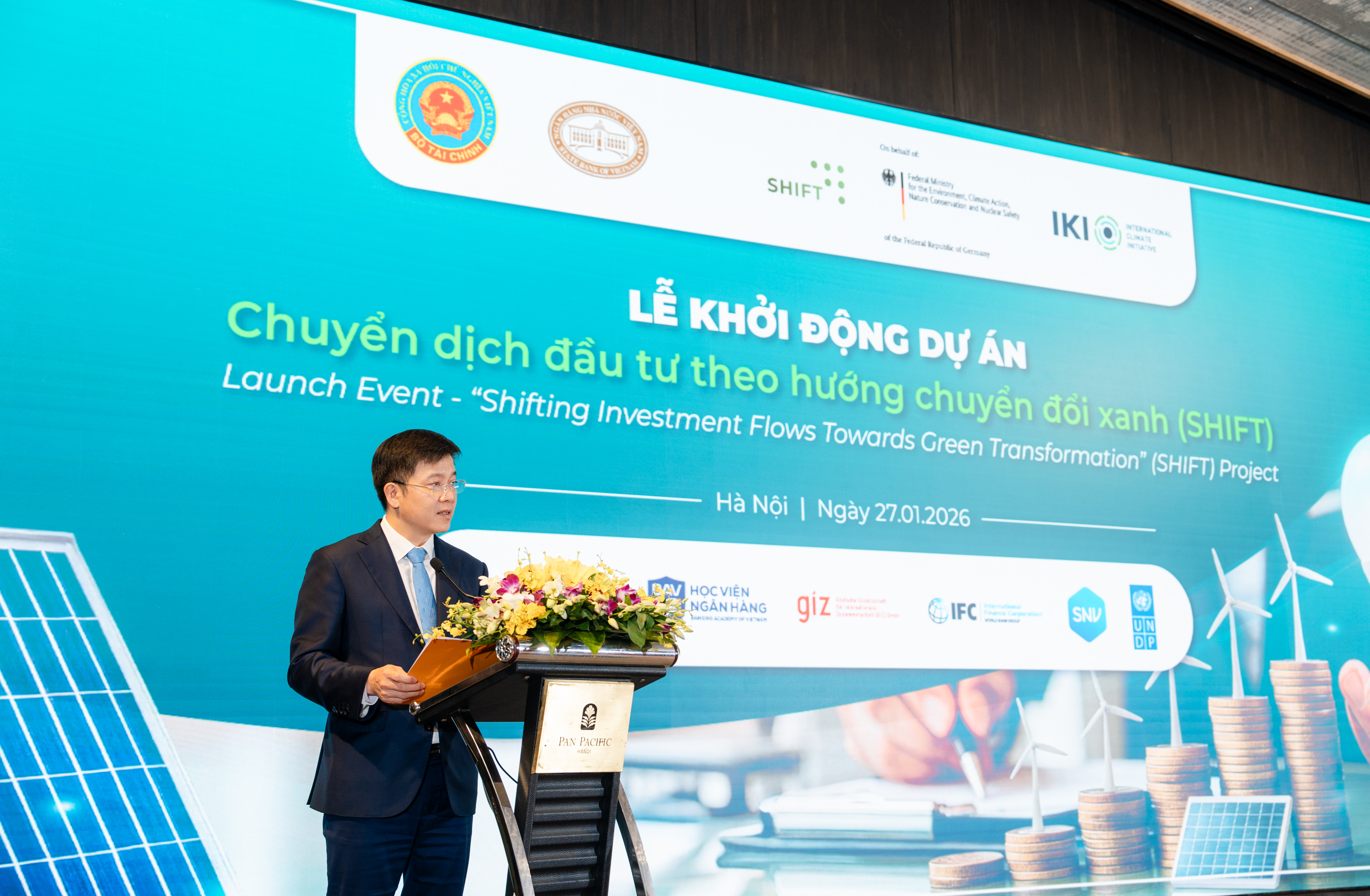 Ông Chu Dức Lam: 