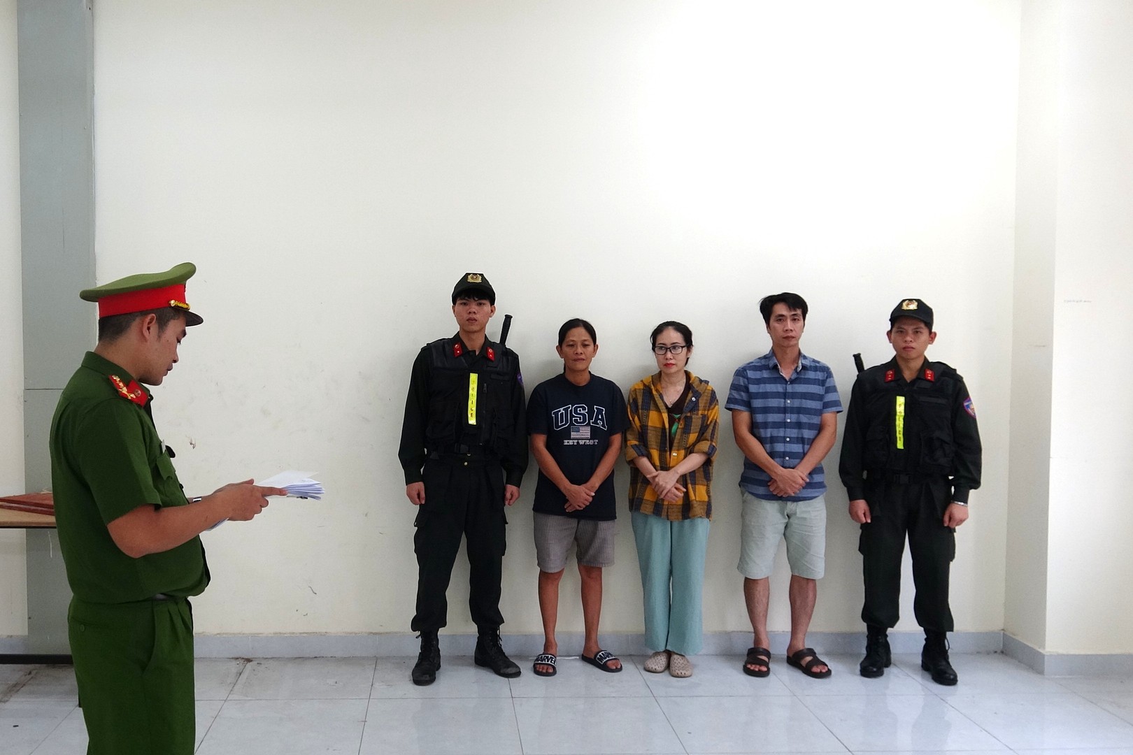 Các đối tượng (từ trái qua phải): Võ Thị Thu Oanh, Tăng Thị Mỹ Hoa, Tăng Hoàng Vinh.&nbsp;Ảnh: Cổng thông tin điện tử Bộ Công an.