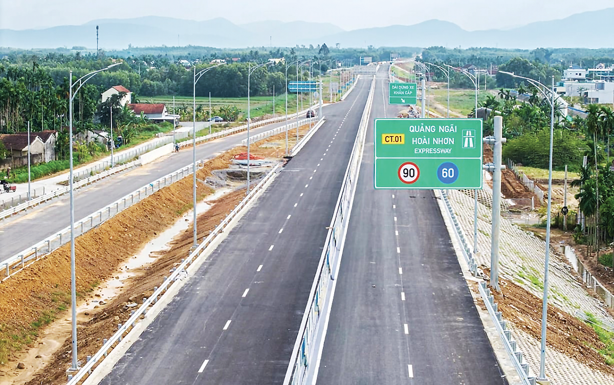 Bộ Xây dựng đề xuất ưu tiên mở rộng các tuyến cao tốc 2 làn xe