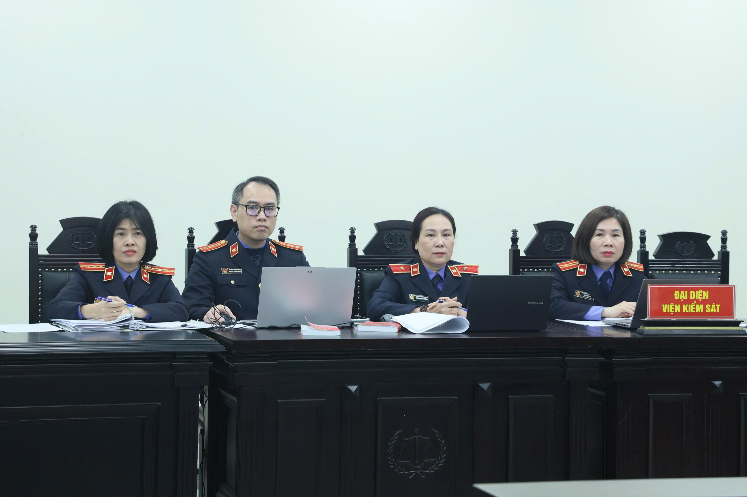 Vụ đưa, nhận hối lộ 71 tỷ đồng: Nhiều bị cáo đối diện mức án 15 -17 năm tù