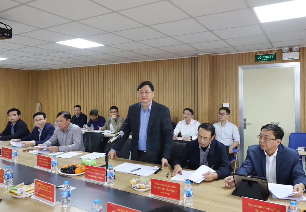 Phó Chủ tịch Thường trực UBND tỉnh Thanh Hoá Mai Xuân Liêm phát biểu tại buổi giao ban