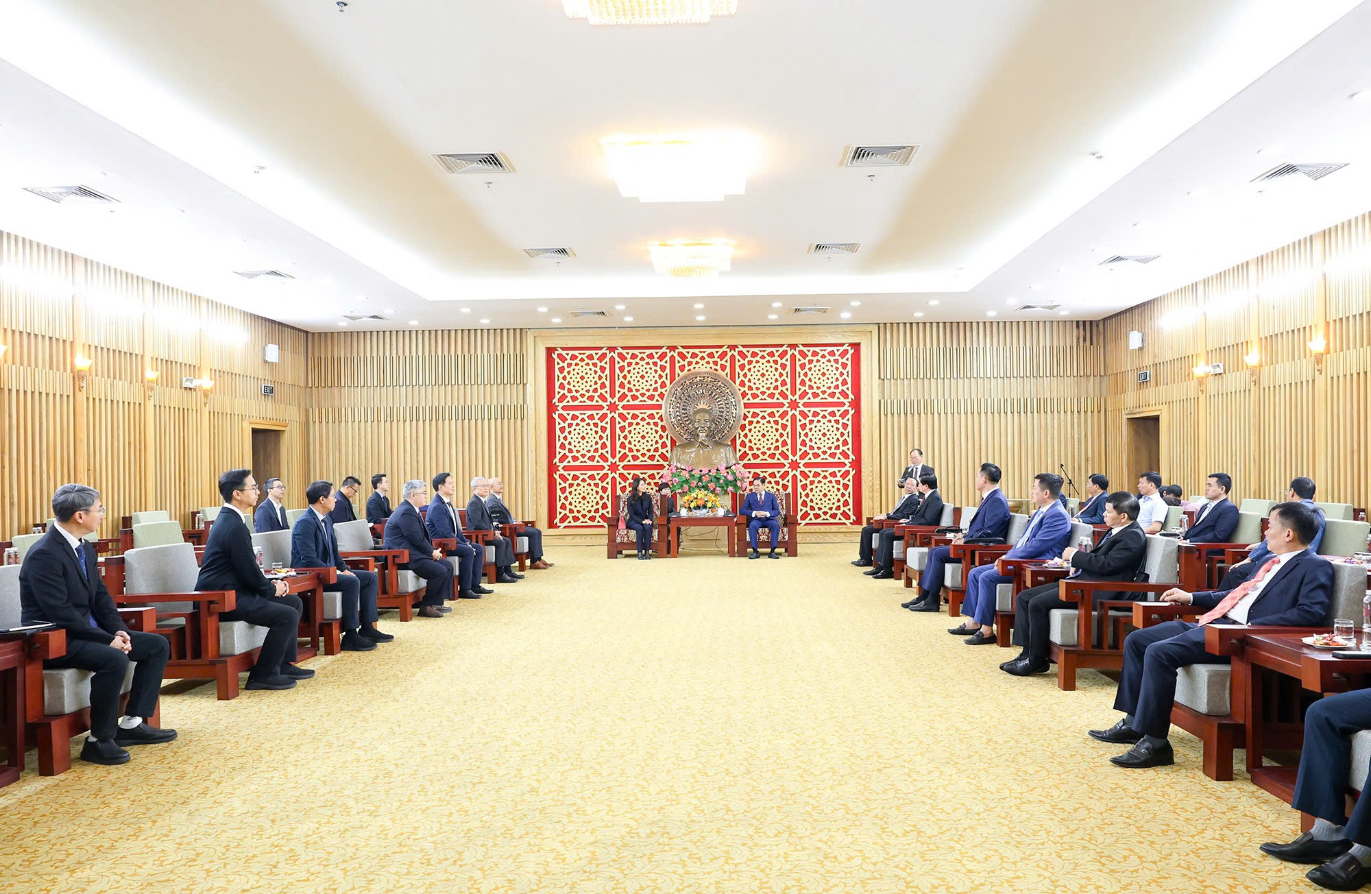 Toàn cảnh buổi làm việc