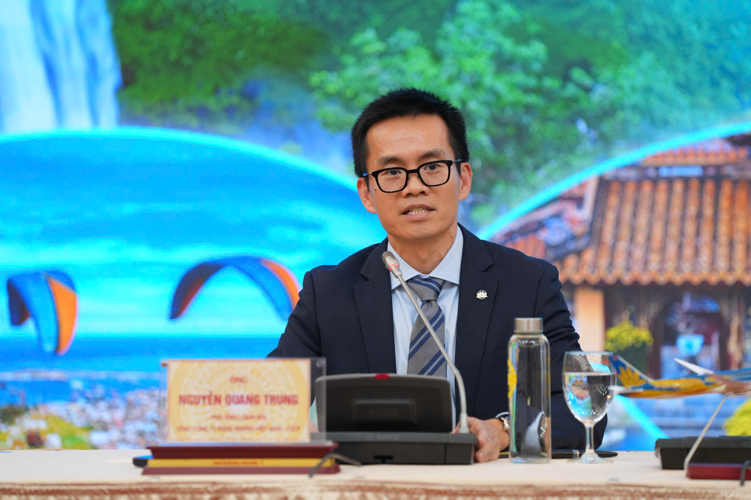 Ông Nguyễn Quang Trung, Phó Tổng giám đốc Vietnam Airlines phát biểu tại sự kiện.&nbsp;Ảnh:&nbsp;Vietnam Airlines.