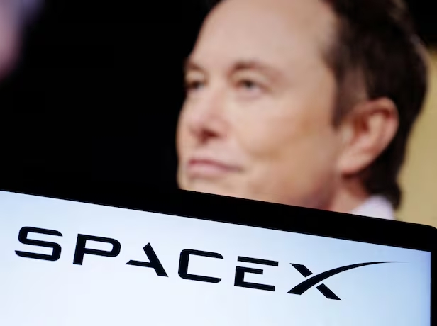 Elon Musk xin cấp phép phóng tới 1 triệu vệ tinh, trung tâm dữ liệu không gian 