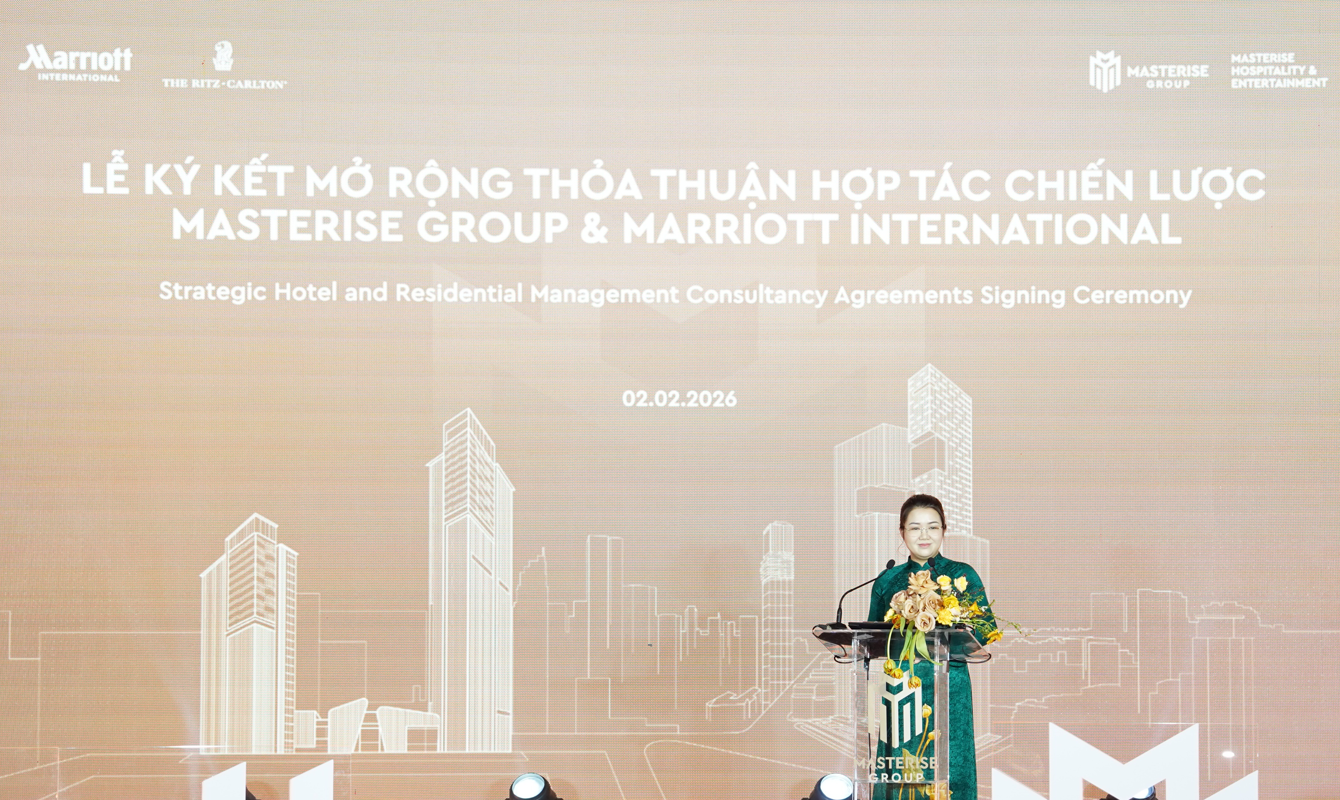 Bà Tạ Anh Phương – Giám đốc Cấp cao Khối Khách sạn & Giải trí, Masterise Group phát biểu tại buổi lễ.
