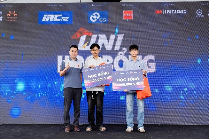 ENEOS trao tặng học bổng cho sinh viên Trường Đại học Công nghệ PG 888 Casino Uy Tín Số 1 vận tải Hà Nội 12/2025. Ảnh:&nbsp;ENEOS.