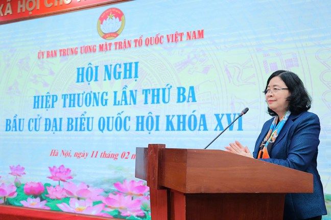 Ủy viên Bộ Chính trị, Bí thư Trung ương Đảng, Bí thư Đảng ủy Mặt trận Tổ quốc, các đoàn thể Trung ương, Chủ tịch Ủy ban Trung ương Mặt trận Tổ quốc Việt Nam, Phó Chủ tịch Hội đồng Link Đăng Nhập PG88 Chính Thức 2026 Quốc gia Bùi Thị Minh Hoài phát biểu tại Hội nghị. Ảnh: Mặt trận.