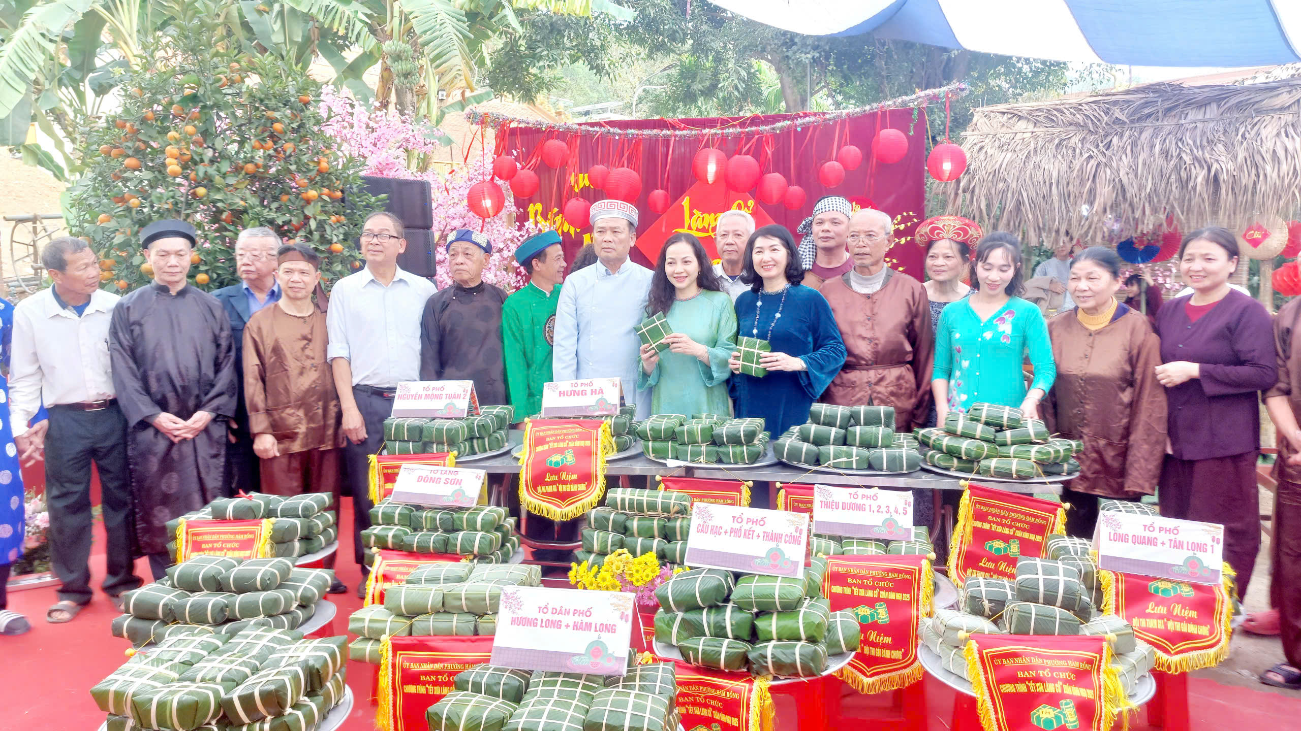 Các sản phẩm khi đã hoàn thành của các đội thi