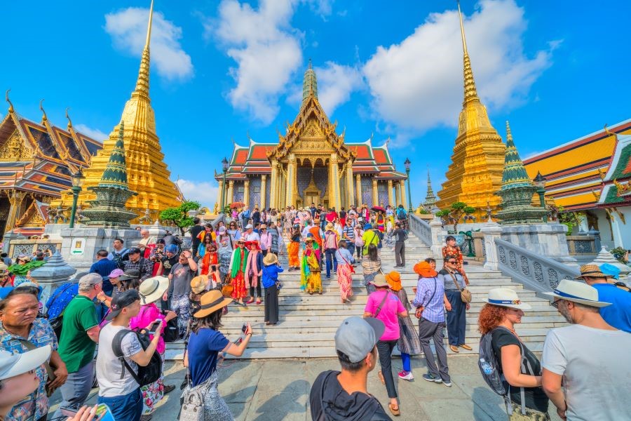 Cung điện Hoàng gia Thái Lan thu hút lượng lớn khách du lịch ghé thăm mỗi năm