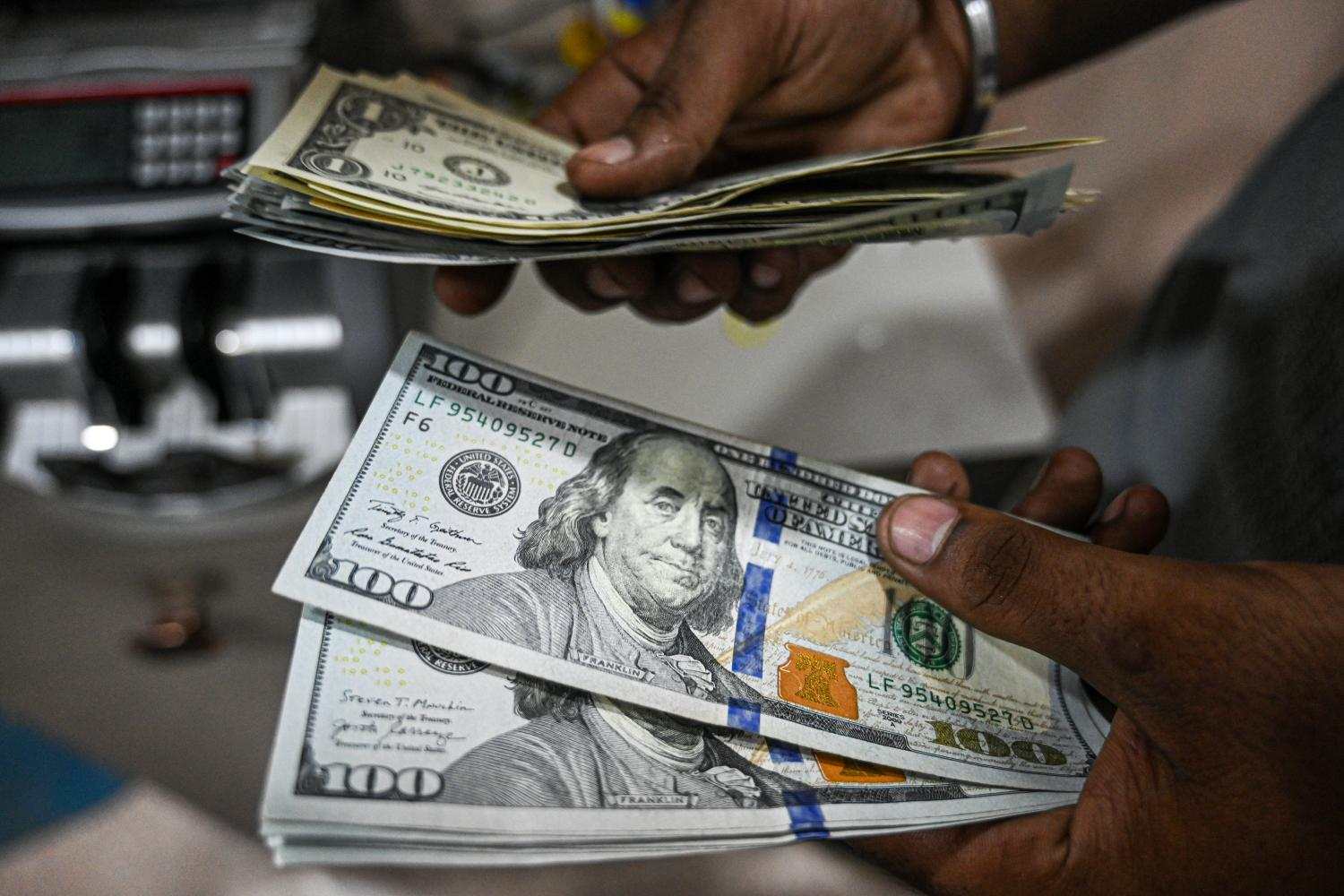 Giới quản lý quỹ bi quan về triển vọng đồng USD