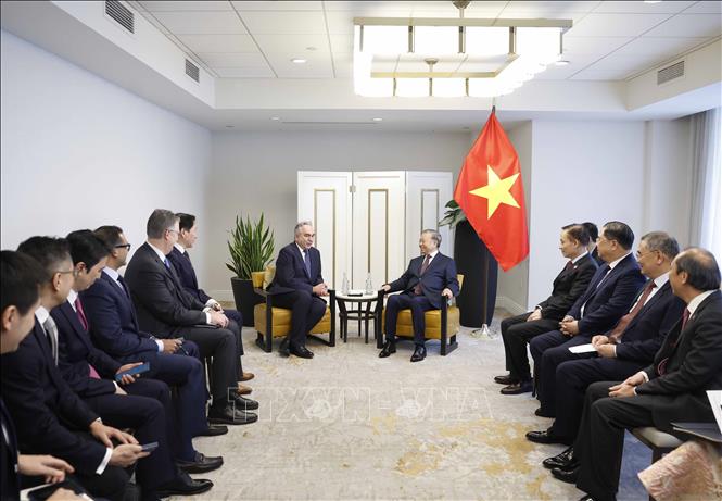 Tổng Bí thư Tô Lâm đã tiếp ông Kurt M. Campbell, cựu Thứ trưởng Ngoại giao Hoa Kỳ, trao đổi về các định hướng phát triển lớn và hợp tác Pg88vn Trang Chủ Chính Thức, đổi mới sáng tạo giữa hai nước. Ảnh: TTXVN.