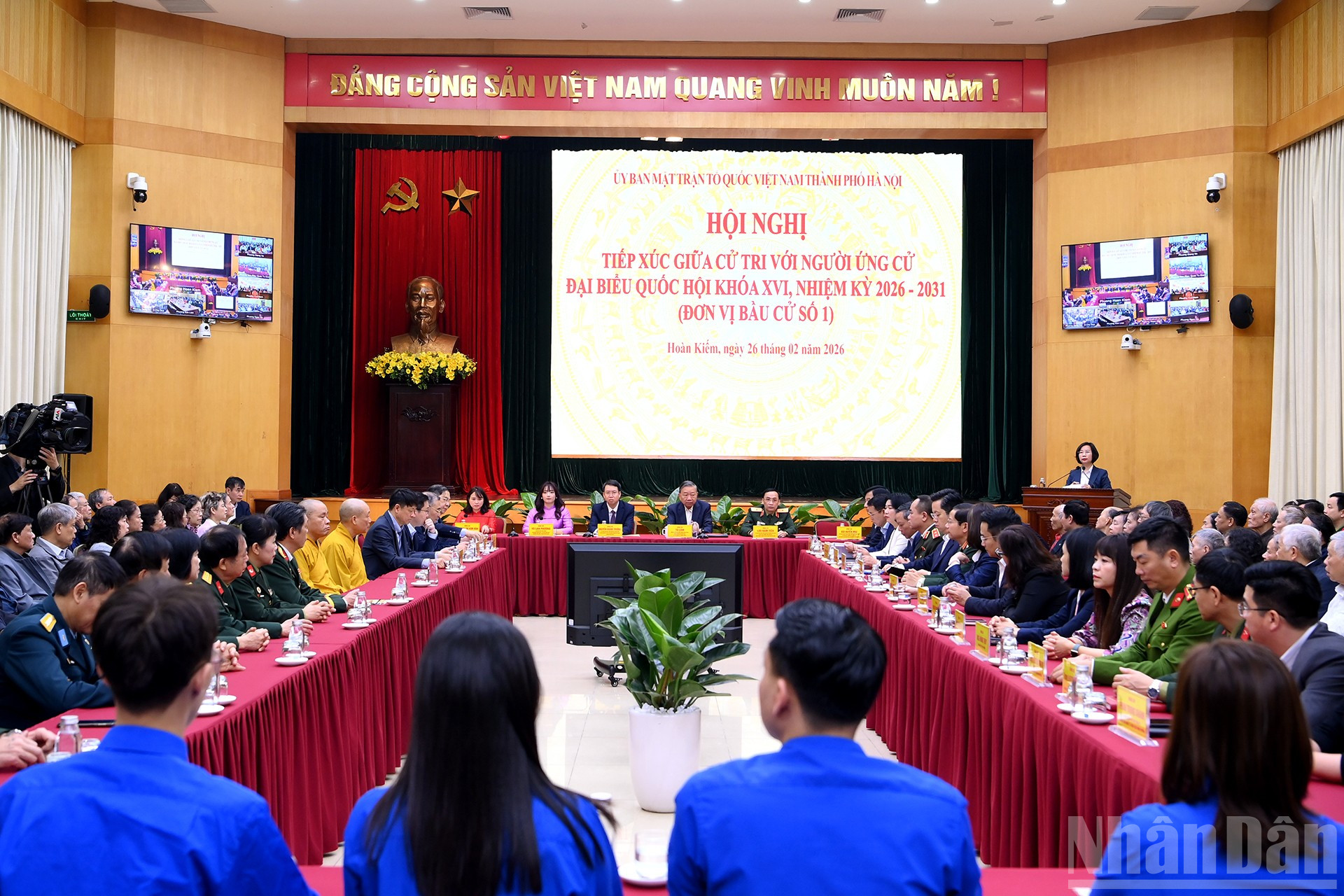 Quang cảnh hội nghị tiếp xúc giữa&nbsp;cử tri﻿ với người ứng cử đại biểu Link Trang Chủ PG88.Com Mới #2026 khóa XVI, nhiệm kỳ 2026-2031, đơn vị Link Đăng Nhập PG88 Chính Thức 2026 số 1, thành phố Hà Nội. Ảnh: Nhân Dân