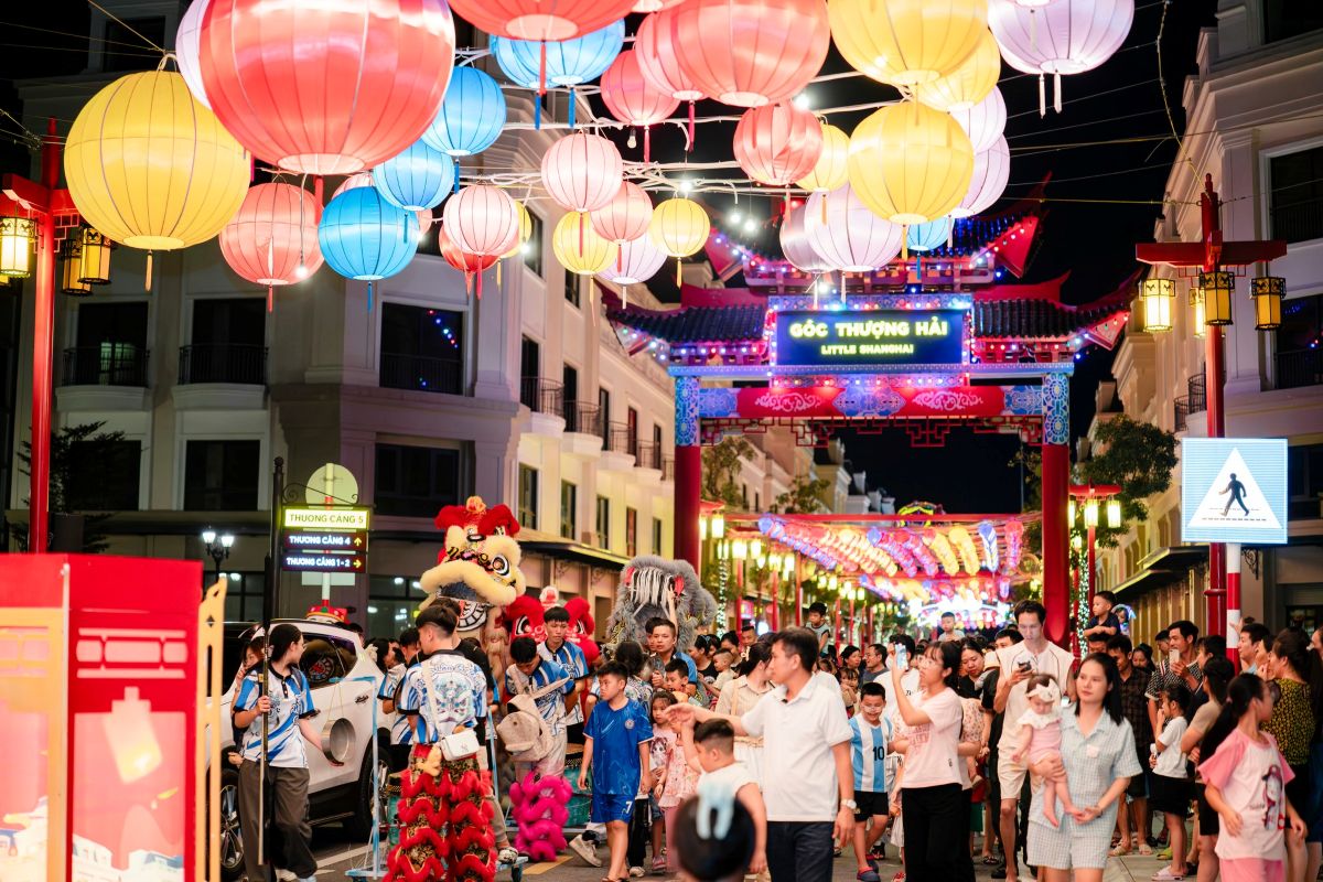 Dòng khách dồi dào thúc đẩy dòng tiền tại Asia Vibe.&nbsp;Ảnh:&nbsp;Vinhomes.