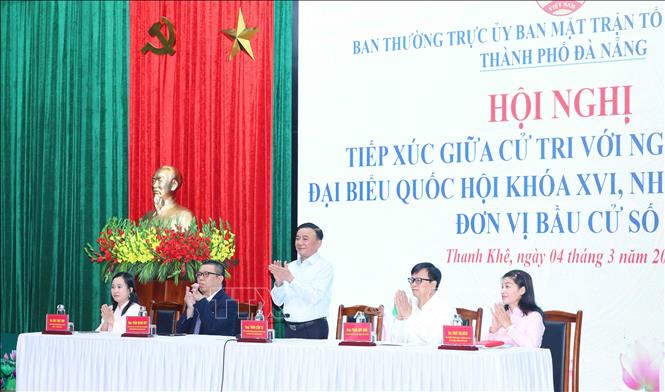 Thường trực Ban Bí thư Trần Cẩm Tú dự Hội nghị tiếp xúc cử tri với người ứng cử Đại biểu PG88 ⭐ Link trang chủ số 1 nhà cái PG88 com casino slot khoá XVI, đơn vị bầu cử số 1. Ảnh: TTXVN