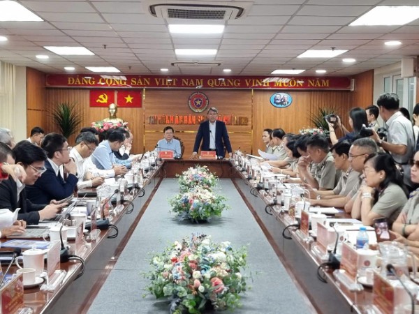 Đoàn công tác Bộ Tư pháp Pg88hi Thể Thao, Bóng Đá, Casino, Nổ Hũ, Xổ Số với Thi hành án dân sự Thành phố HCM. 
