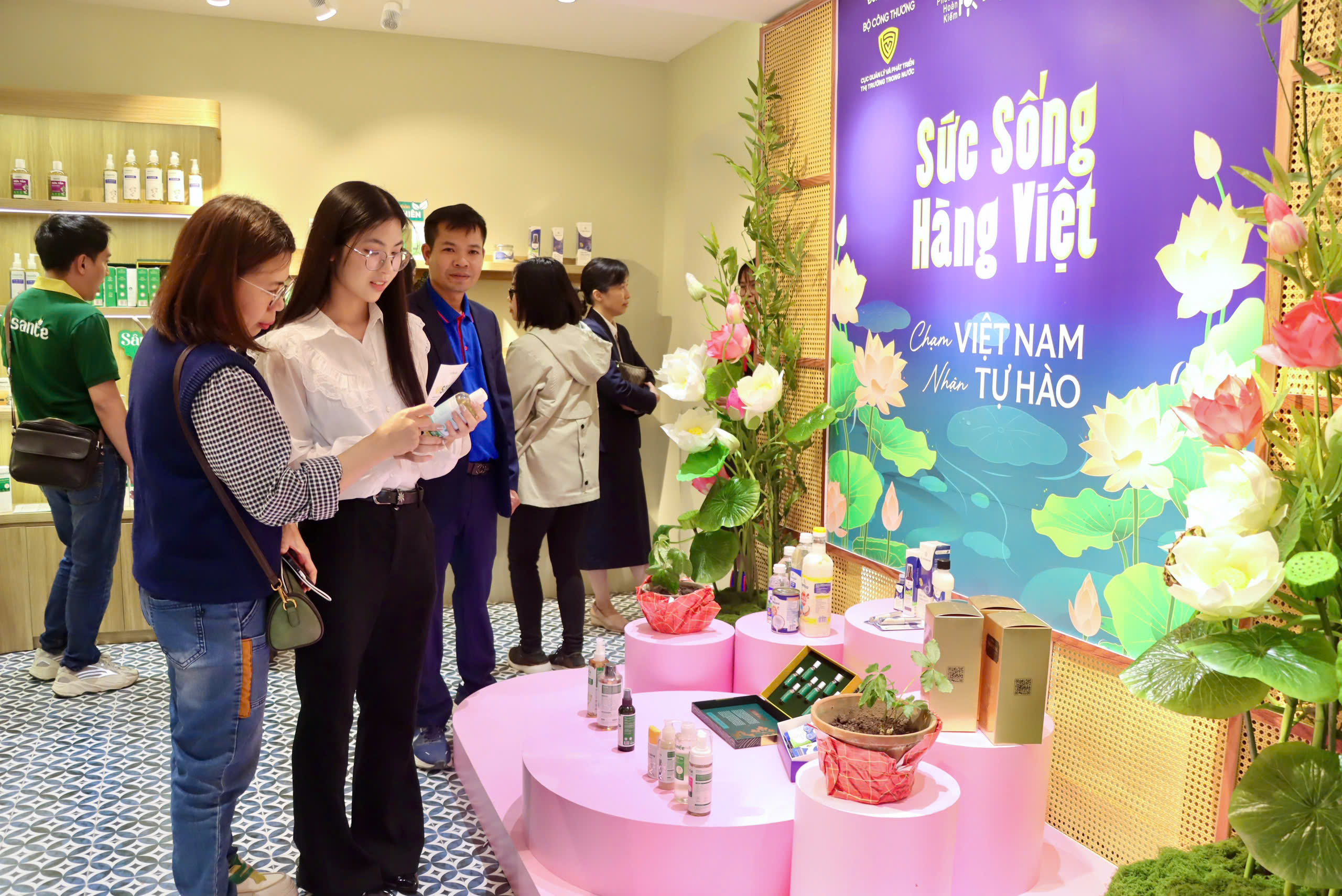 Nâng tầm giá trị hàng Việt từ những sản phẩm bản địa