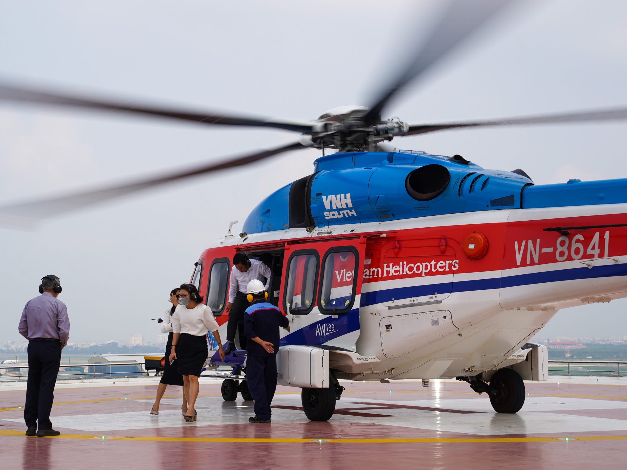 Tour du lịch trực thăng đã được nghiên cứu và tổ chức bay thử nghiệm từ năm 2022.