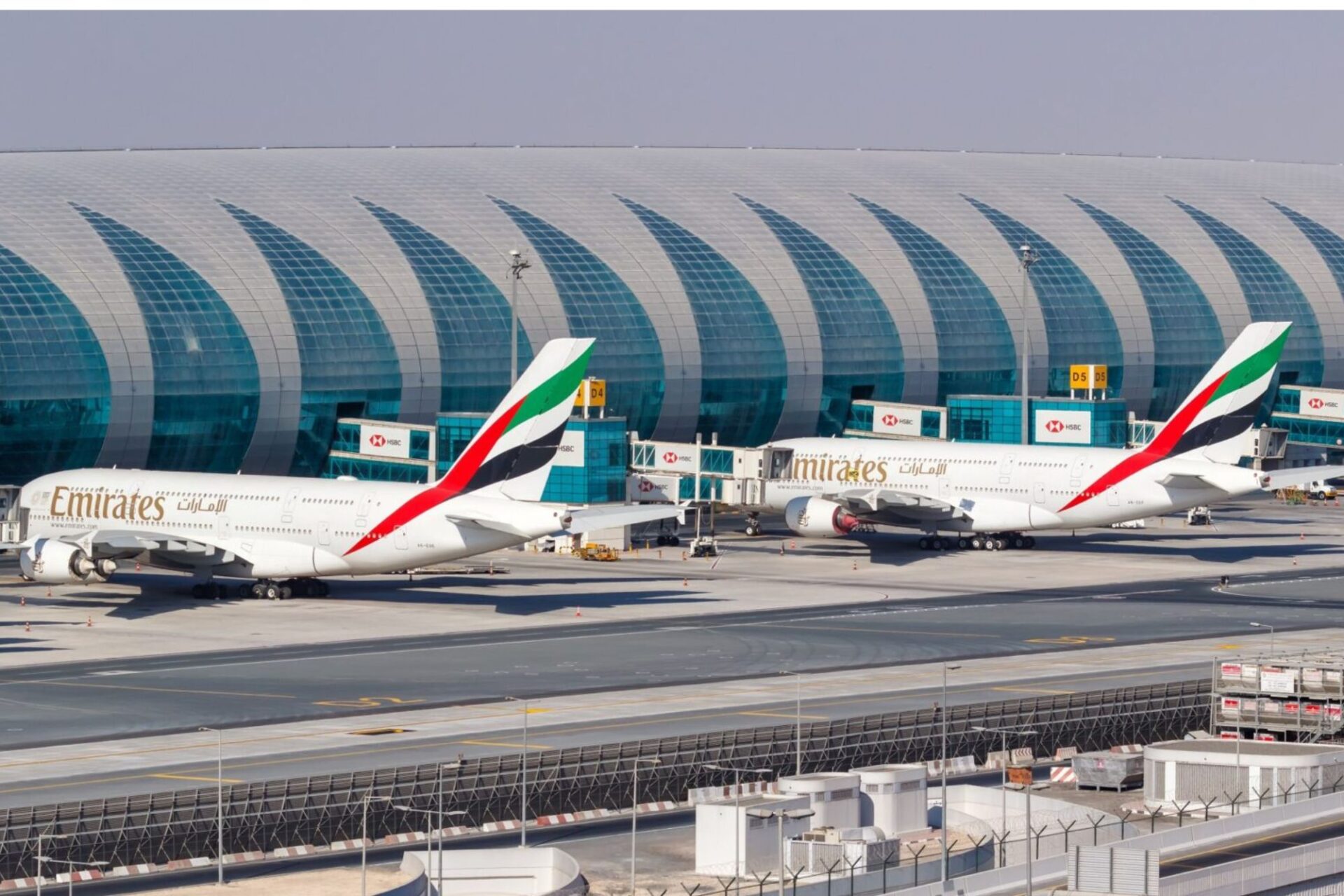 Sân bay quốc tế Dubai của UAE trong tháng 2 đã phục vụ gần 5 triệu chỗ ngồi.