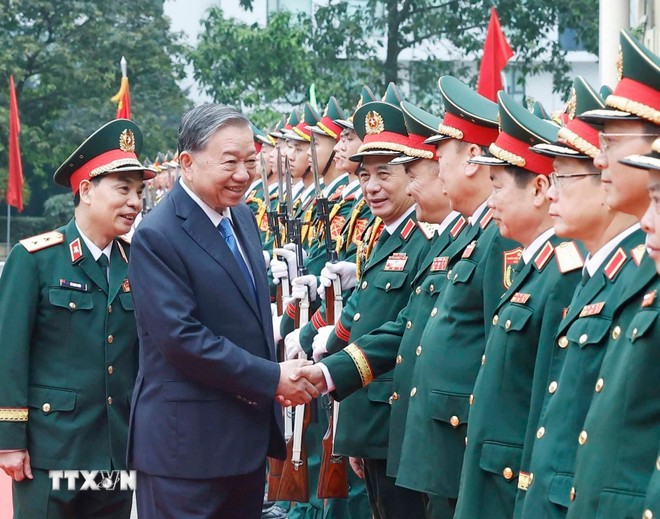 Tổng Bí thư Tô Lâm đến thăm và làm việc với Học viện Kỹ thuật quân sự. Ảnh: TTXVN