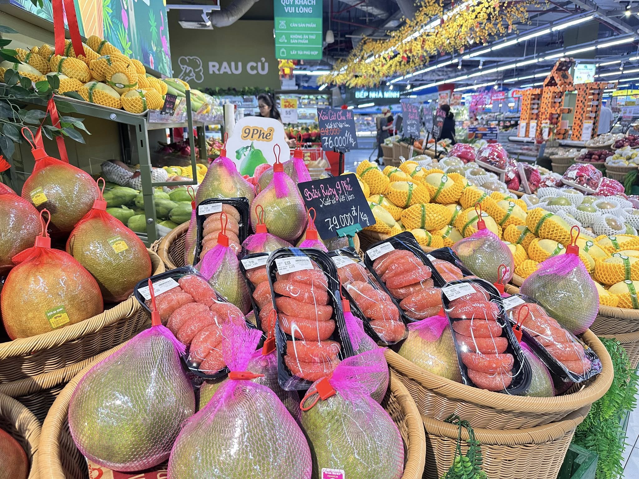 Giải pháp hiện tại là tăng nguồn cung, sàng lọc nhà cung cấp kết hợp khuyến mãi để vượt qua giai đoạn chi phí cao.