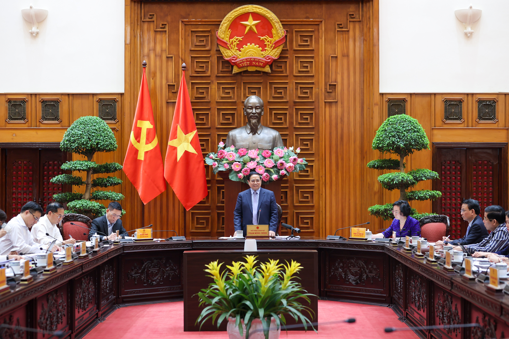 Bảo đảm nguồn cung, giữ ổn định thị trường năng lượng trong bối cảnh biến động quốc tế