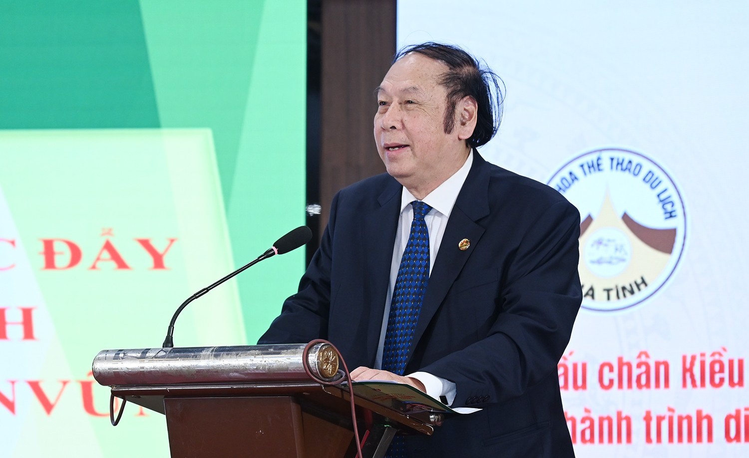 GS.TS Nguyễn Văn Đính, Phó Chủ tịch Hội Khoa học Link Trang Chủ PG88.Com Mới #2026 Hà Tĩnh phát biểu tham luận.&nbsp;Ảnh: Thu Hà