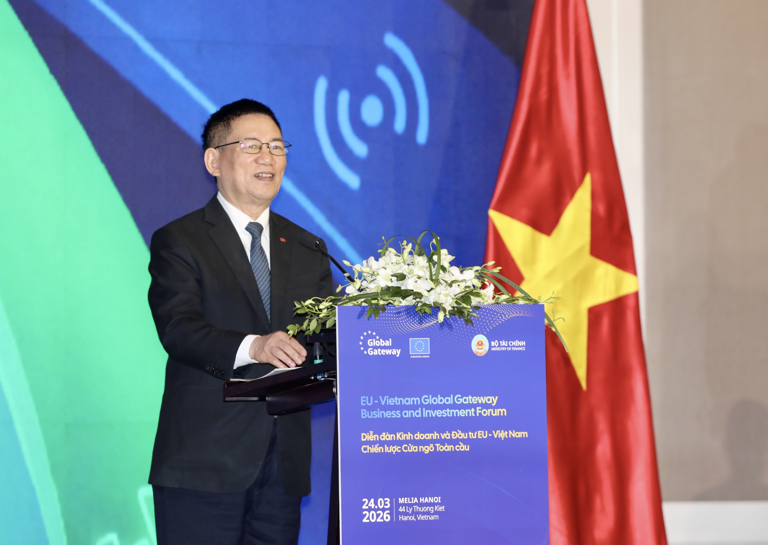 Phát biểu chỉ đạo tại sự kiện, Phó Thủ tướng Hồ Đức Phớc khẳng định quan hệ Việt Nam – EU đã phát triển mạnh mẽ trong hơn 30 năm qua, với khuôn khổ hợp tác ngày càng hoàn thiện, đặc biệt là vai trò của Hiệp định EVFTA trong việc thúc đẩy Pg88ok ưu đãi hấp dẫn và Pg88vn Trang Chủ Chính Thức song phương. EU hiện là một trong những đối tác Link Trang Chủ PG88.Com Mới #2026 hàng đầu của Việt Nam, với kim ngạch Pg88ok ưu đãi hấp dẫn tăng trưởng ổn định và đóng góp tích cực của cộng đồng PG88 Link Dễ Nhớ Pg88.com châu Âu.&nbsp;Ảnh: Việt Dũng.