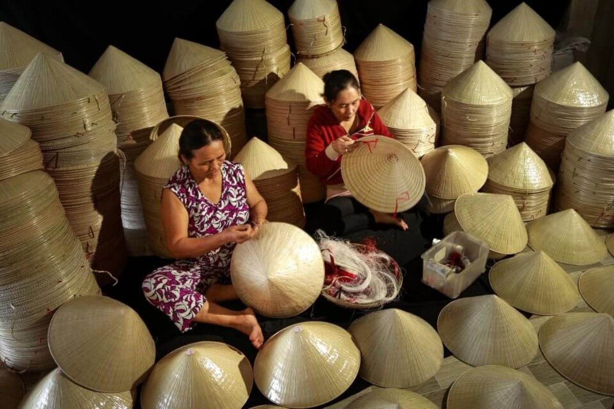 &nbsp;Toàn thành phố Hà Nội có khoảng 1.350 làng có nghề và làng có nghề truyền thống