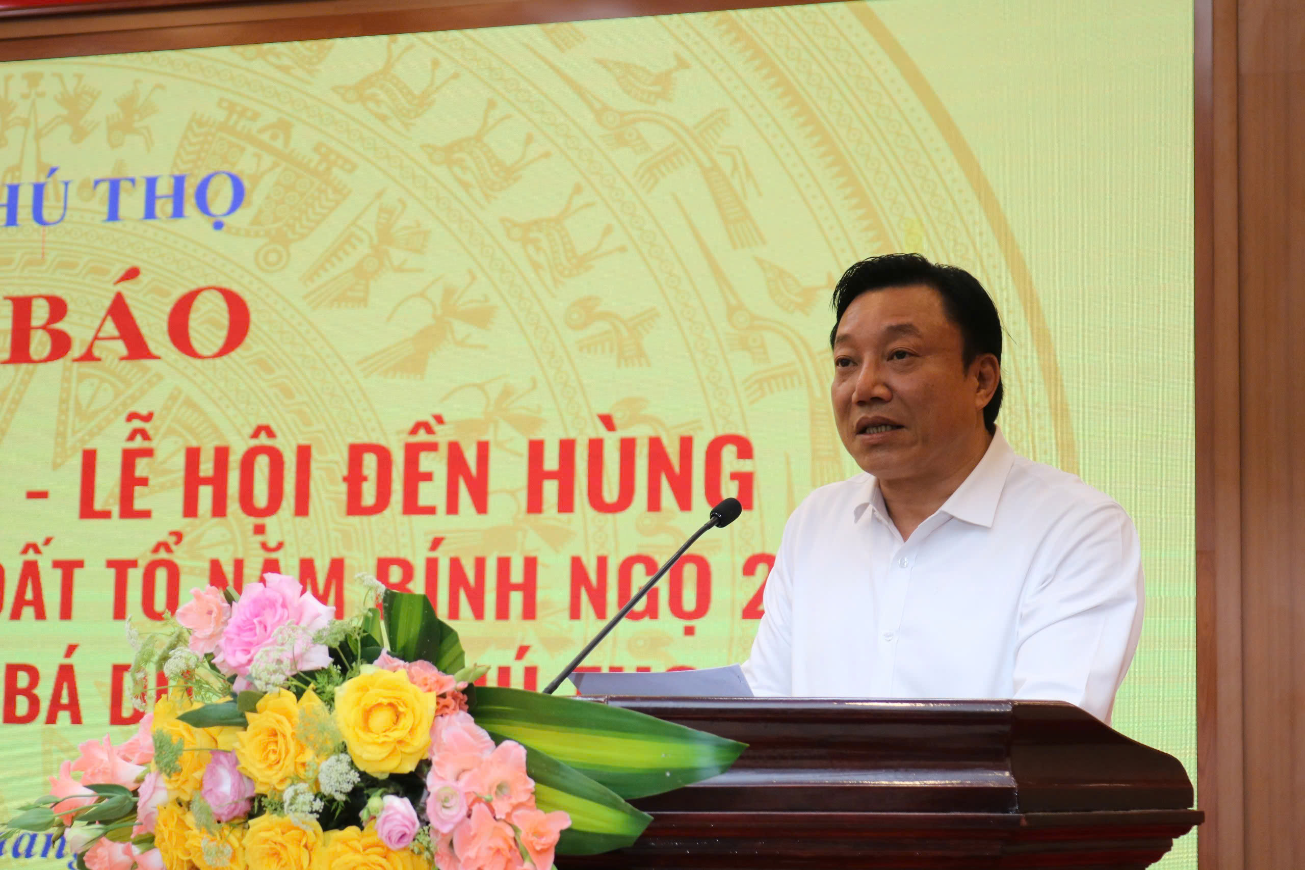 Ông Nguyễn Huy Ngọc:&nbsp;đây cũng là dịp để giáo dục truyền thống yêu nước, đạo lý “Uống nước nhớ nguồn”. Ảnh: Đoàn Hoa.