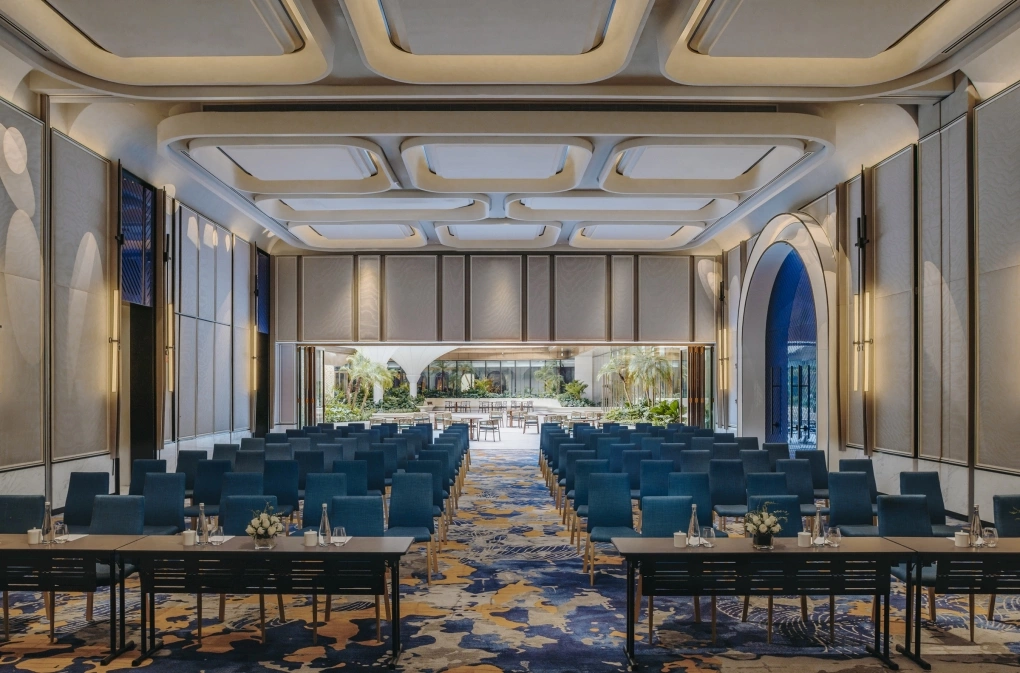 Fairmont Hà Nội mang di sản trăm năm của thương hiệu hòa cùng thiết kế đương đại.