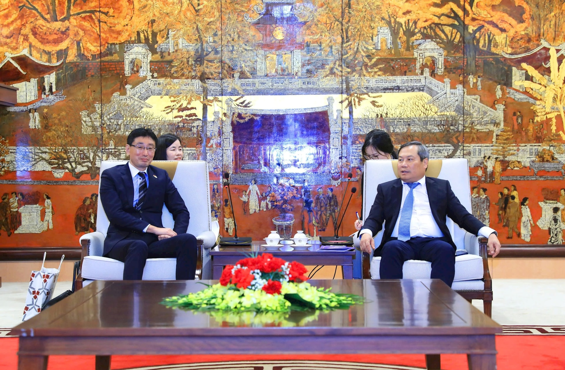 Ủy viên Trung ương Đảng, Phó Bí thư Thành ủy, Chủ tịch UBND Thành phố Hà Nội Vũ Đại Thắng nhấn mạnh tiềm năng hợp tác rộng mở giữa Hà Nội và Nhật Bản trong năng lượng xanh, PG 888 Casino Uy Tín Số 1 công cộng. (Ảnh: UBND Thành phố Hà Nội)